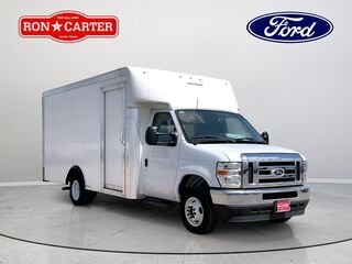 2024 Ford E-Series E-450 SD