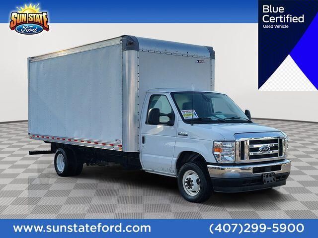 2024 Ford E-Series E-450 SD