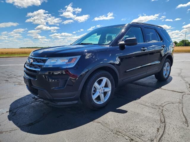 2018 Ford Explorer Base — photo 1 of 13