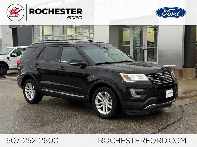 2016 Ford Explorer XLT — photo 1 of 14