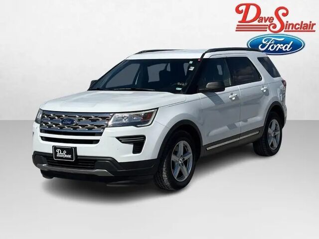2018 Ford Explorer XLT — photo 1 of 25