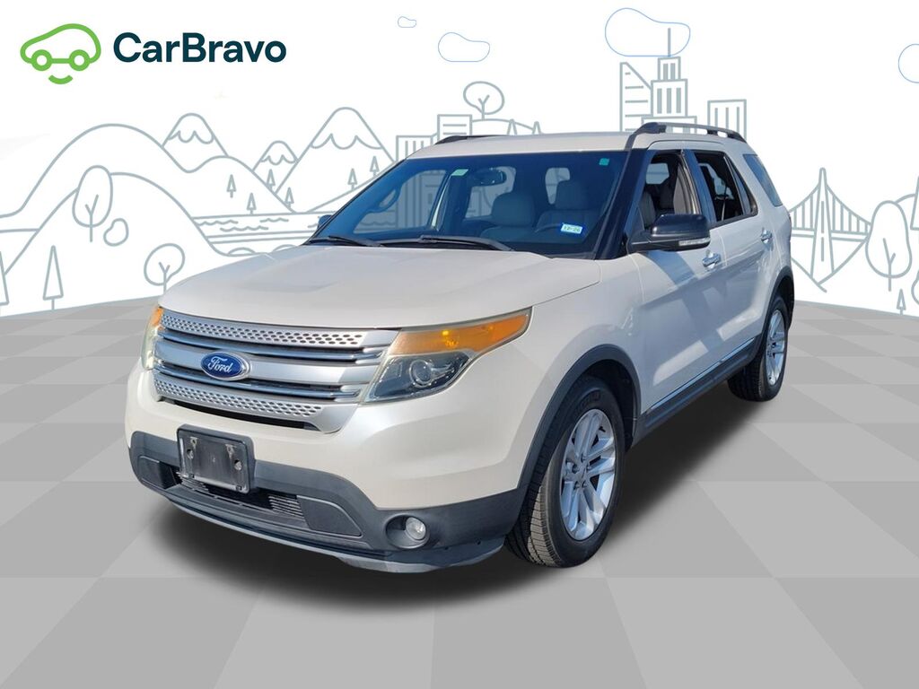2013 Ford Explorer XLT — photo 1 of 7