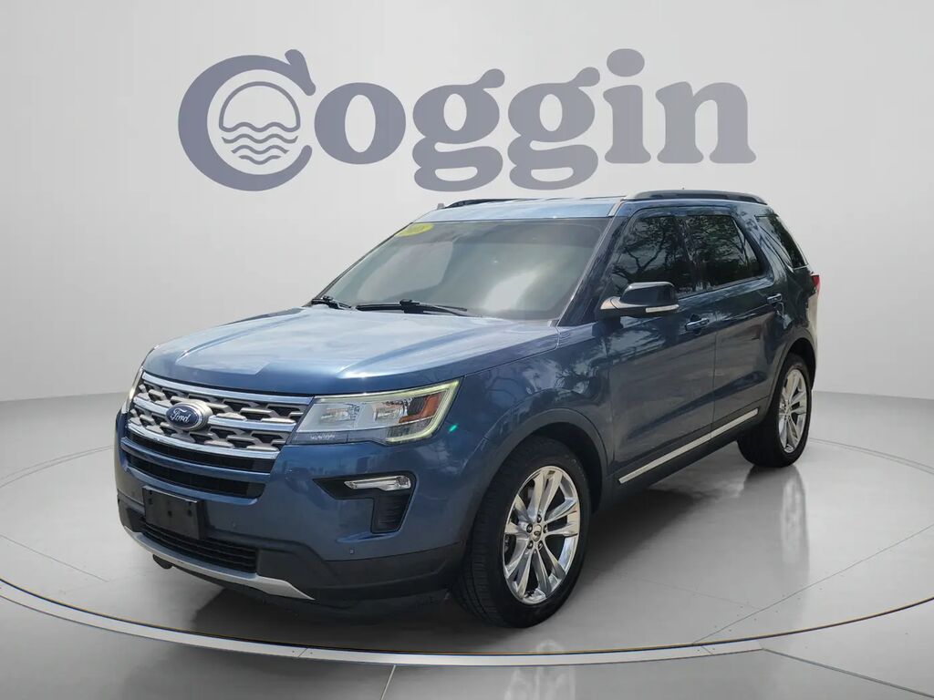 2018 Ford Explorer XLT — photo 1 of 13