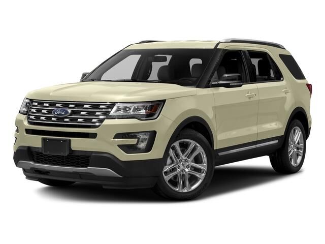 2017 Ford Explorer XLT — photo 1 of 4