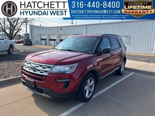 2019 Ford Explorer XLT — photo 1 of 1