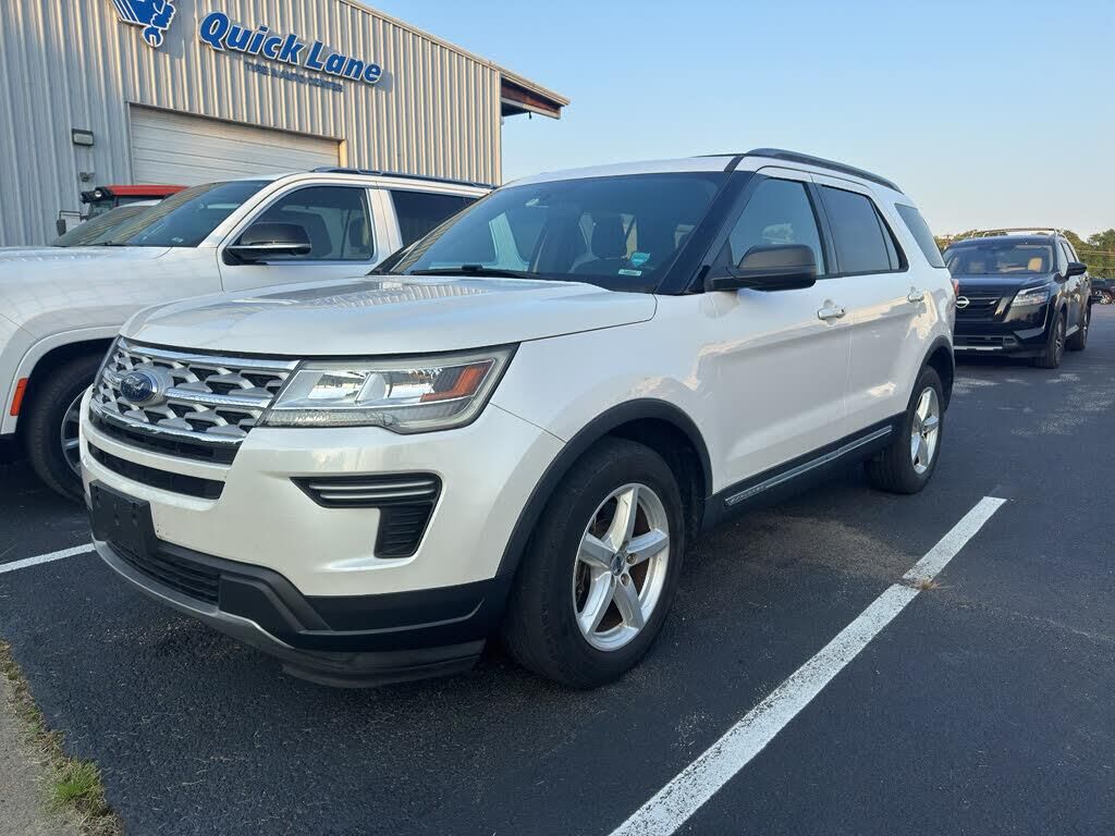 2019 Ford Explorer XLT — photo 1 of 1