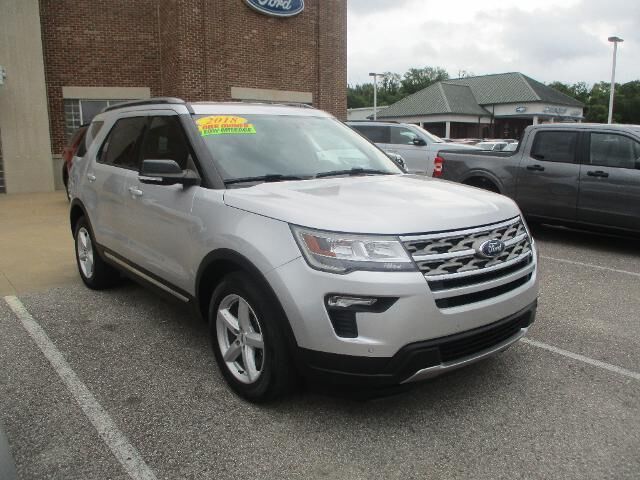 2018 Ford Explorer XLT — photo 1 of 13