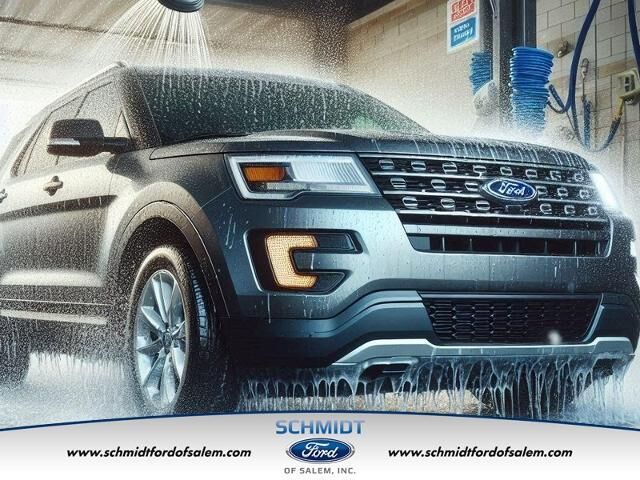 2016 Ford Explorer XLT — photo 1 of 7