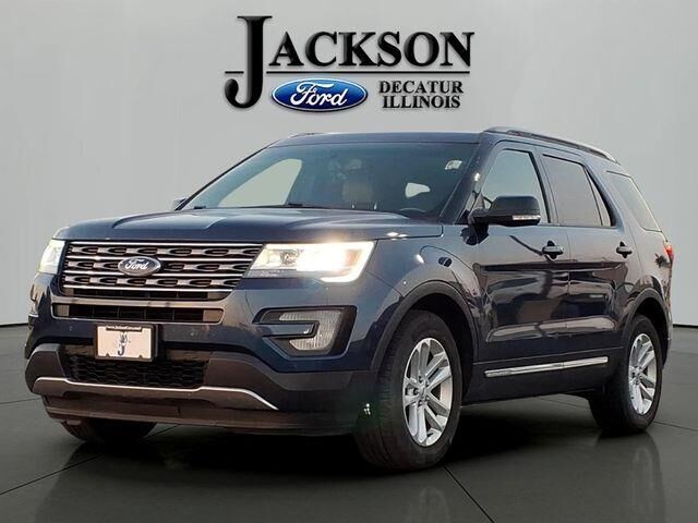 2017 Ford Explorer XLT — photo 1 of 26