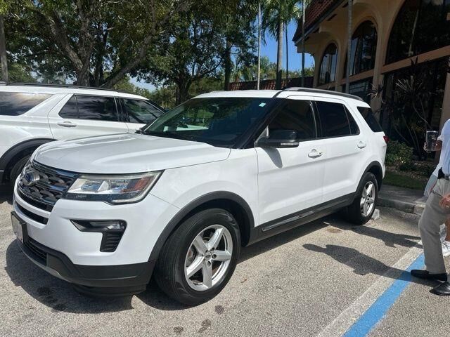 2018 Ford Explorer XLT — photo 1 of 39