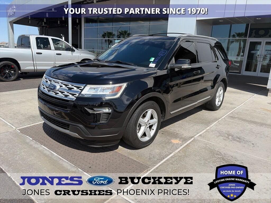 2018 Ford Explorer XLT — photo 1 of 1