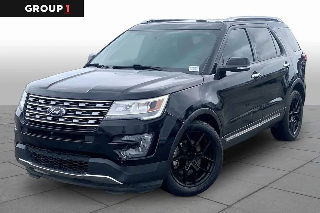 2017 Ford Explorer Limited — photo 1 of 12