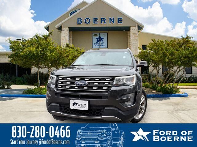 2017 Ford Explorer Limited — photo 1 of 4