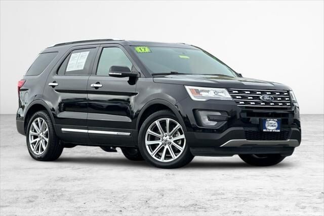 2017 Ford Explorer Limited — photo 1 of 1