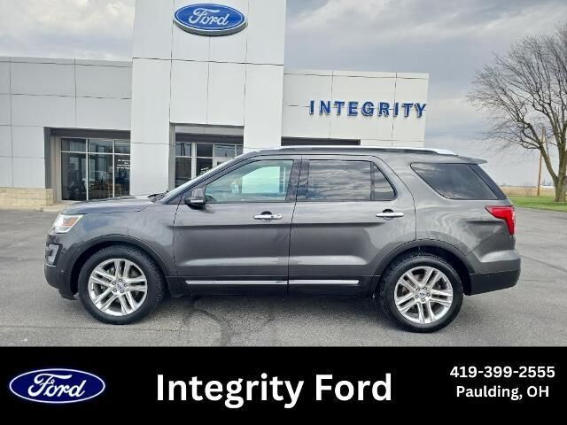 2017 Ford Explorer Limited — photo 1 of 13