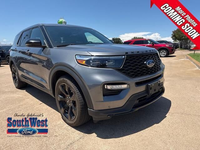2022 Ford Explorer ST — photo 1 of 6