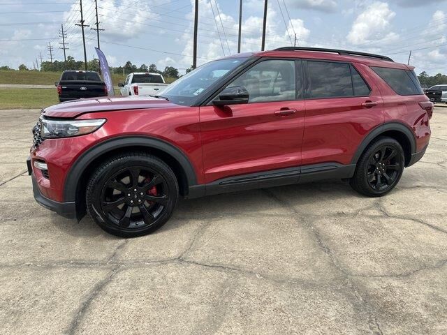 2023 Ford Explorer ST — photo 1 of 26