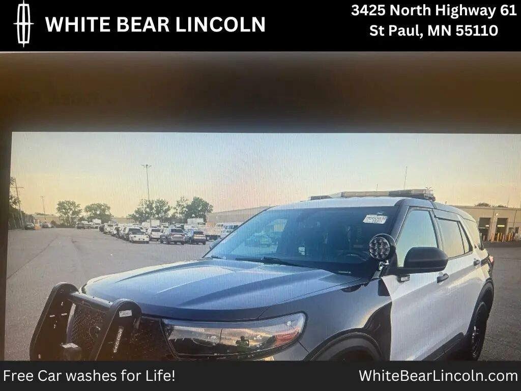 2022 Ford Explorer Police Interceptor Utility — photo 1 of 21