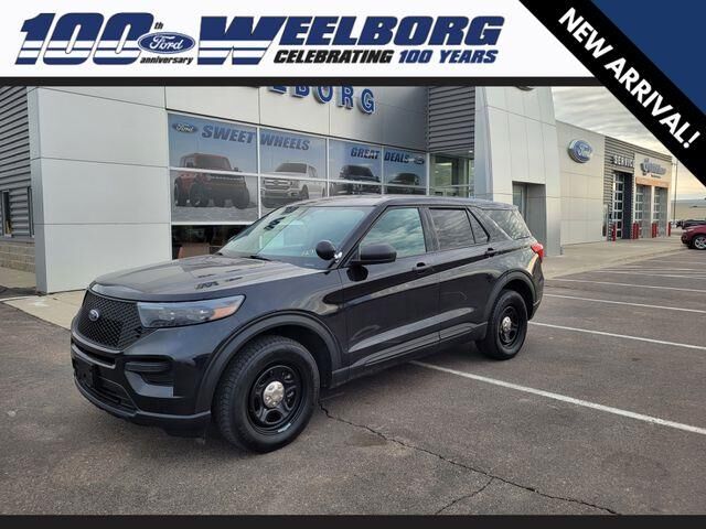 2023 Ford Explorer Police Interceptor Utility — photo 1 of 13