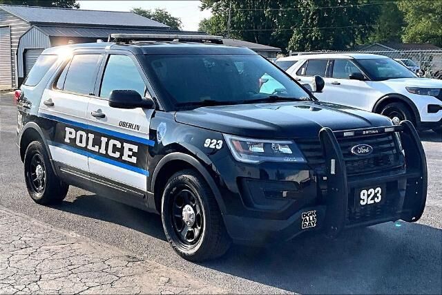 2017 Ford Explorer Police Interceptor Utility — photo 1 of 13