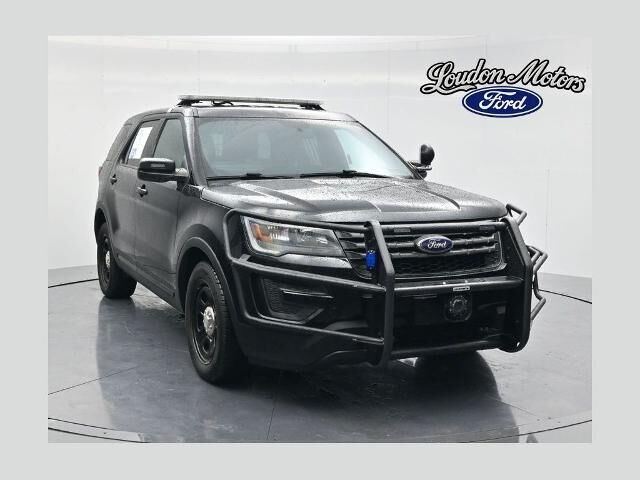 2017 Ford Explorer Police Interceptor Utility — photo 1 of 13