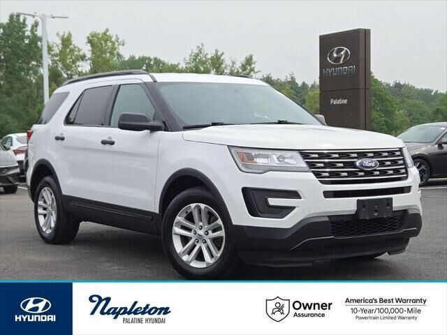 2017 Ford Explorer Base — photo 1 of 39