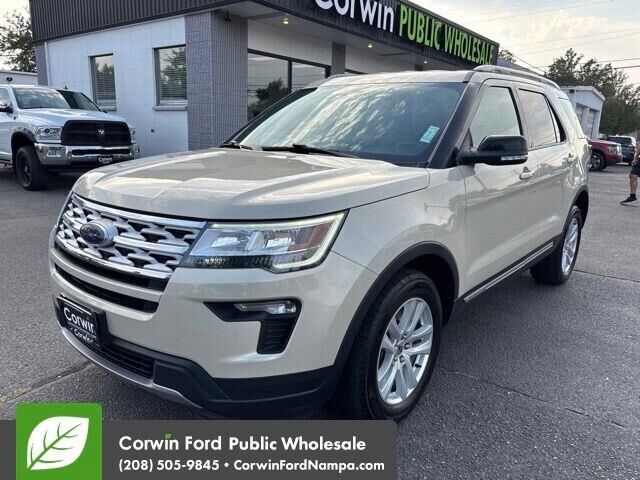2018 Ford Explorer XLT — photo 1 of 38