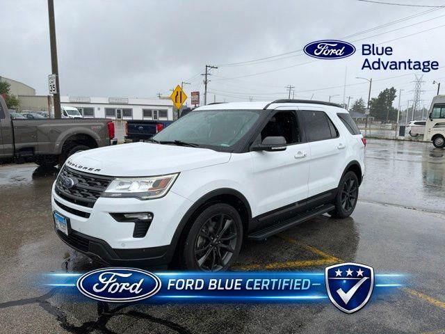 2019 Ford Explorer XLT — photo 1 of 39