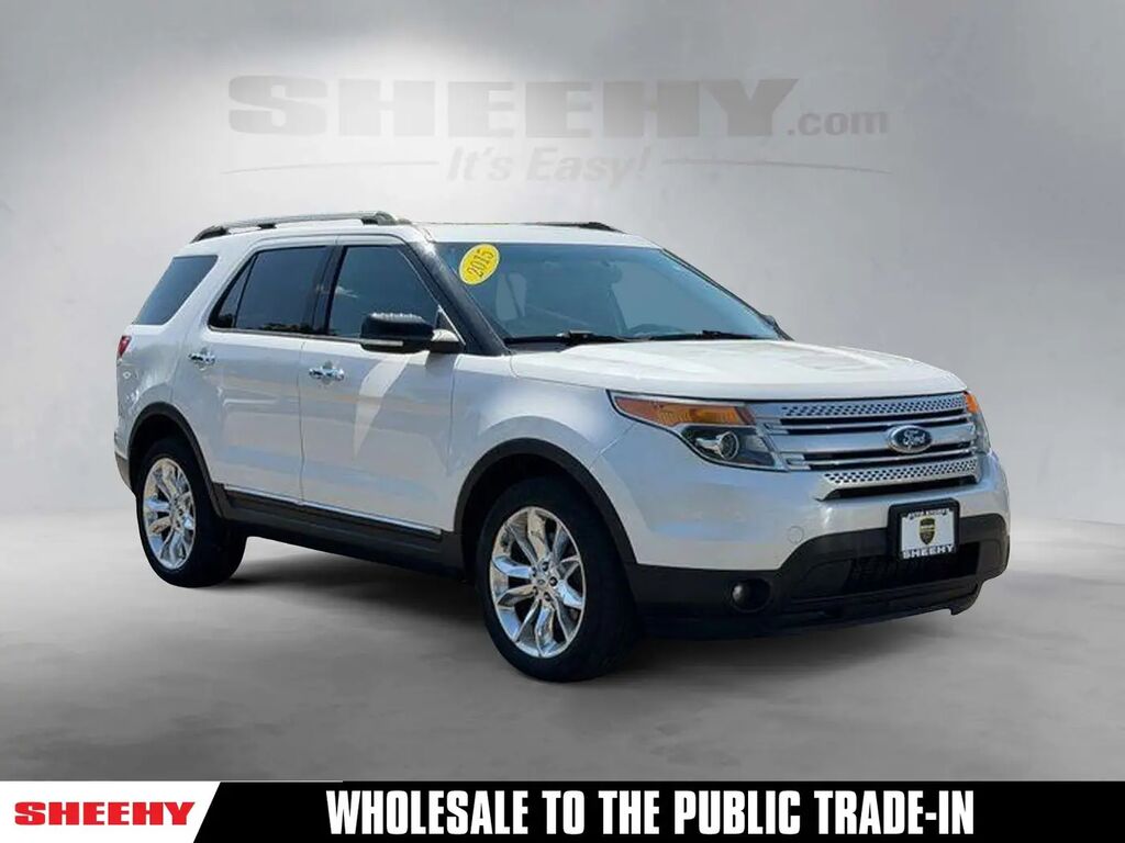 2015 Ford Explorer XLT — photo 1 of 25