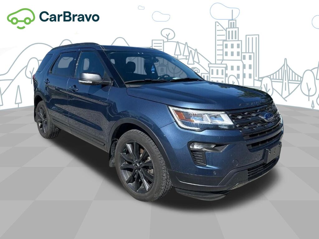 2018 Ford Explorer XLT — photo 1 of 7