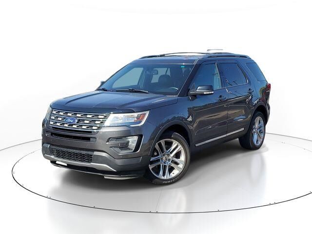 2016 Ford Explorer XLT — photo 1 of 26