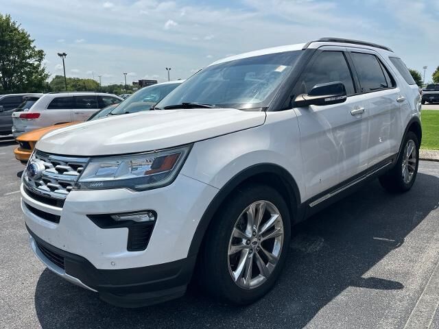 2018 Ford Explorer XLT — photo 1 of 27