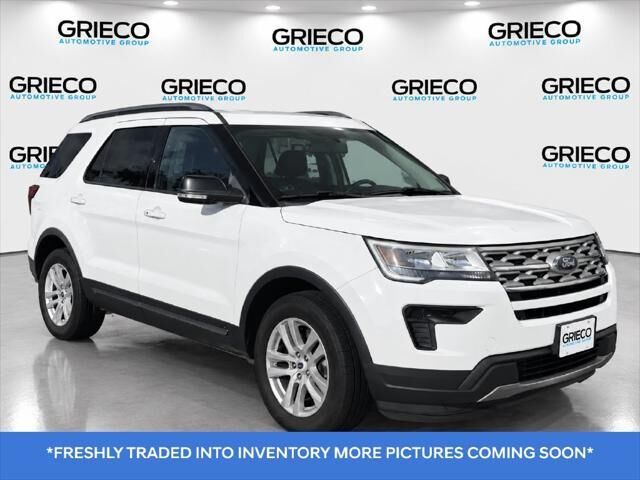 2018 Ford Explorer XLT — photo 1 of 4