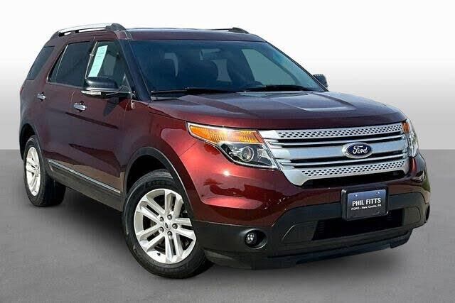 2015 Ford Explorer XLT — photo 1 of 1