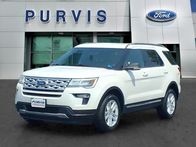 2019 Ford Explorer XLT — photo 1 of 13