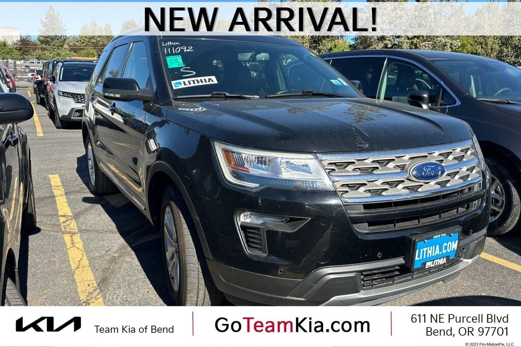 2018 Ford Explorer XLT — photo 1 of 12