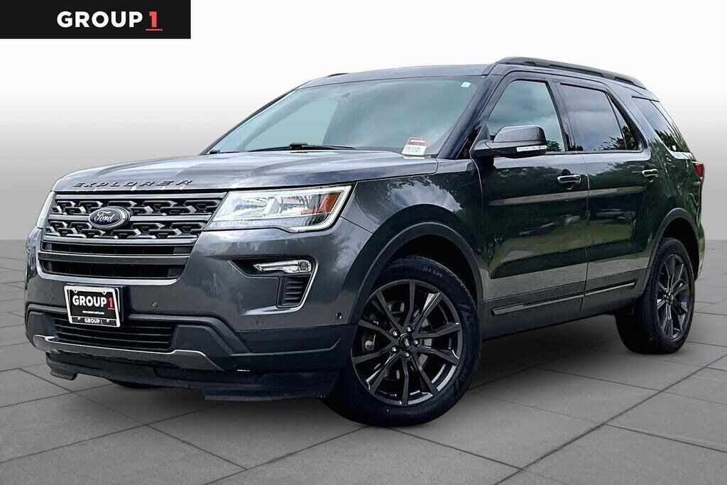 2018 Ford Explorer XLT — photo 1 of 1