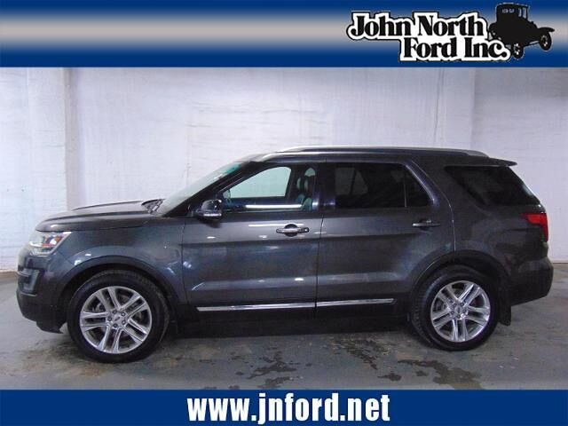 2016 Ford Explorer XLT — photo 1 of 13