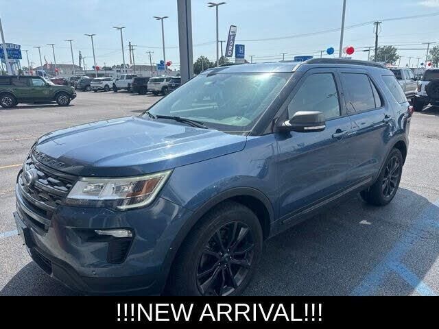 2018 Ford Explorer XLT — photo 1 of 1