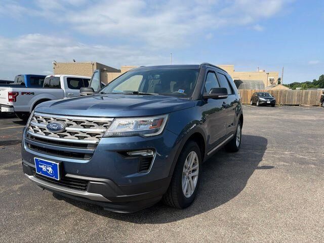 2018 Ford Explorer XLT — photo 1 of 28