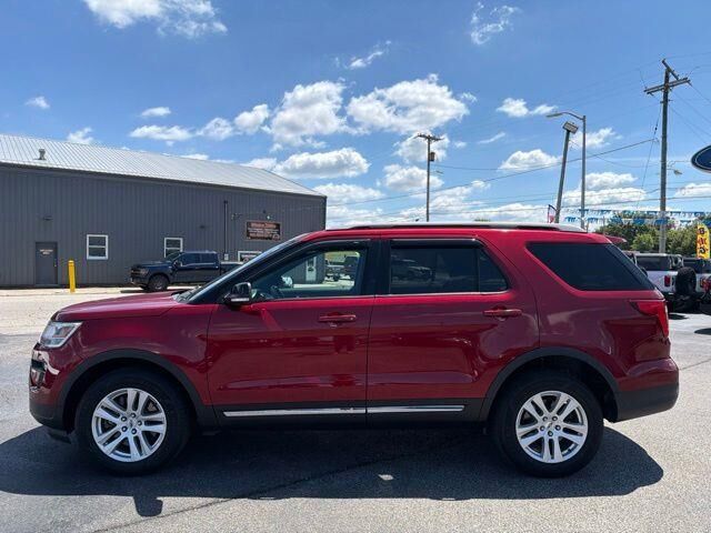 2018 Ford Explorer XLT — photo 1 of 24