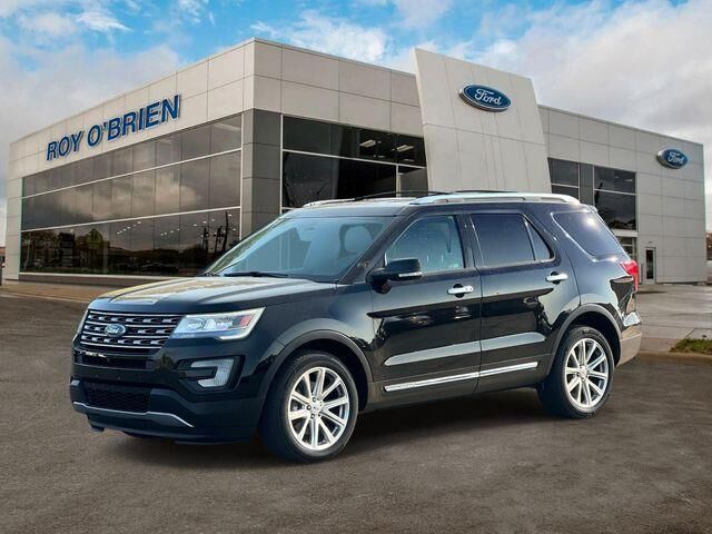 2017 Ford Explorer Limited — photo 1 of 26