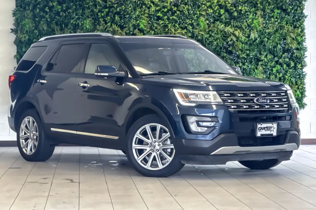 2017 Ford Explorer Limited — photo 1 of 13