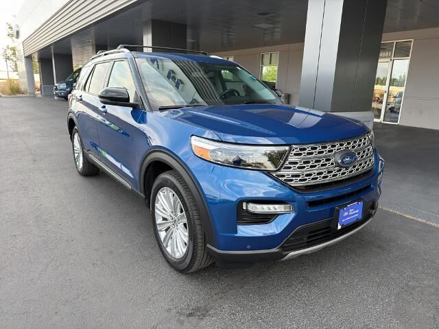 2022 Ford Explorer Hybrid Limited — photo 1 of 13