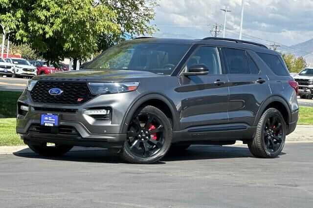 2020 Ford Explorer ST — photo 1 of 13