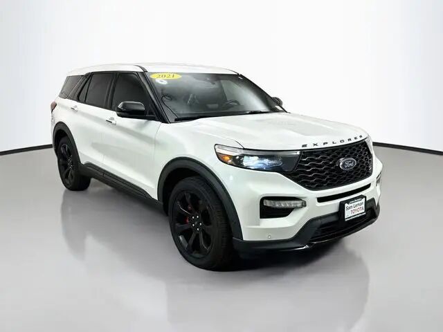 2021 Ford Explorer ST — photo 1 of 40