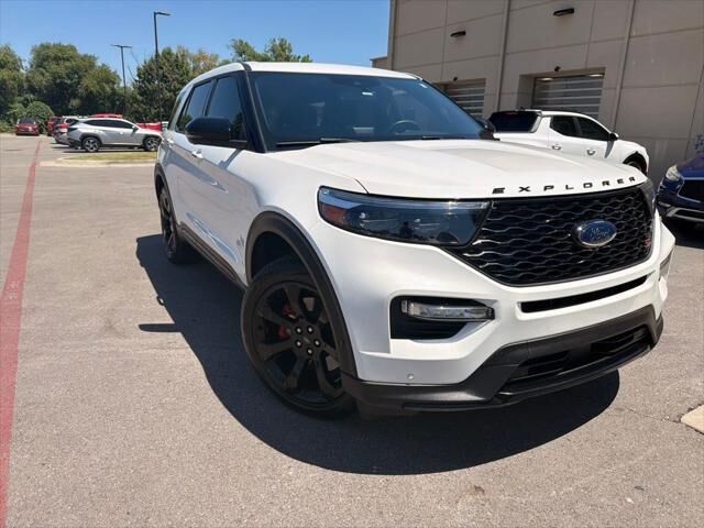 2021 Ford Explorer ST — photo 1 of 8