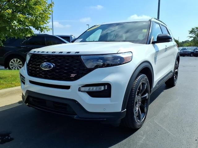 2023 Ford Explorer ST — photo 1 of 26