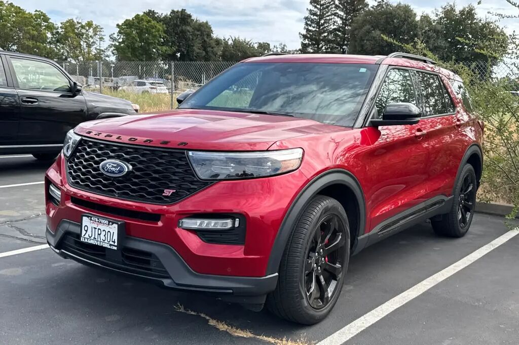 2023 Ford Explorer ST — photo 1 of 2