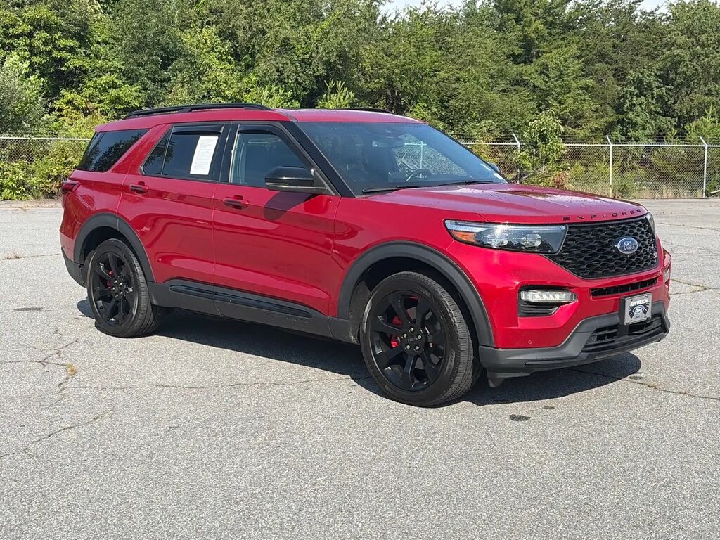 2023 Ford Explorer ST — photo 1 of 13
